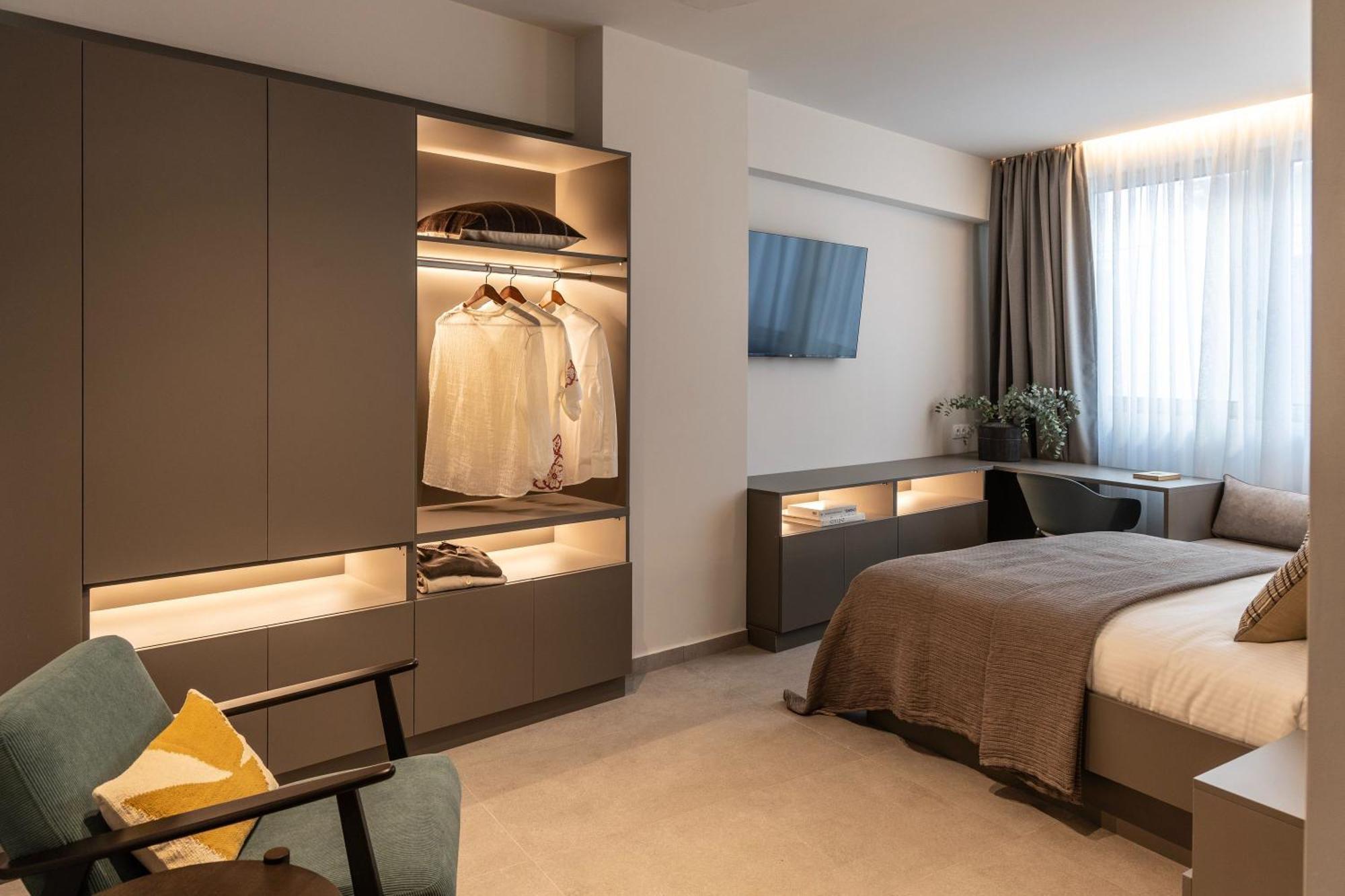 Celestial Athens Suites At Praxitelous Екстериор снимка