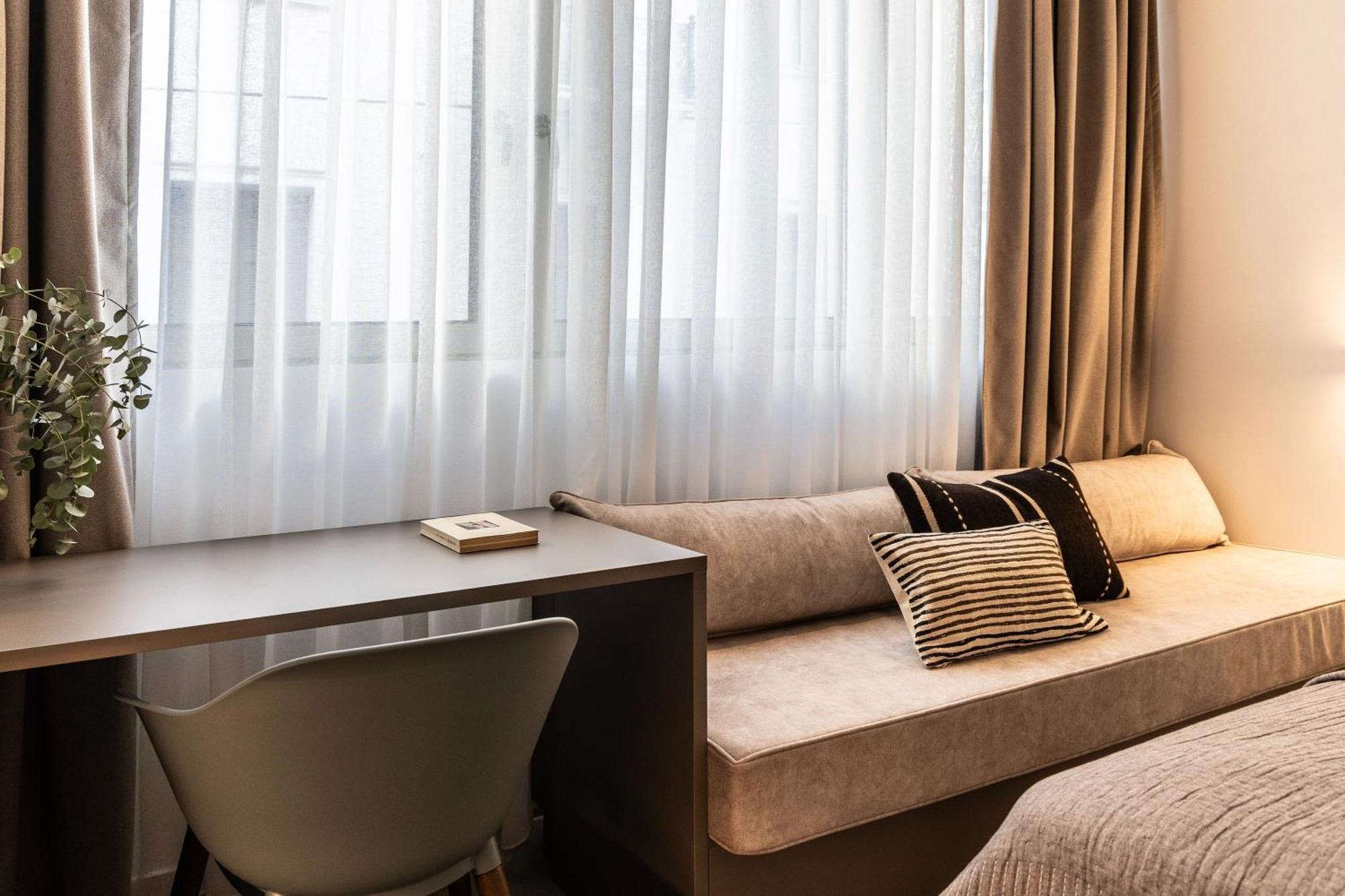 Celestial Athens Suites At Praxitelous Екстериор снимка