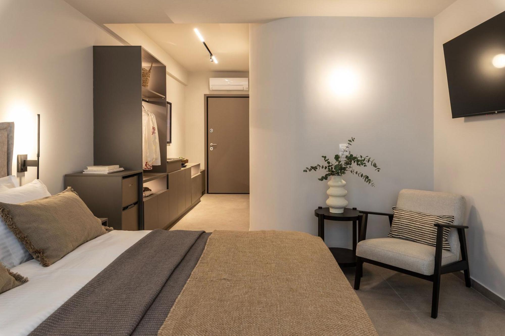 Celestial Athens Suites At Praxitelous Екстериор снимка