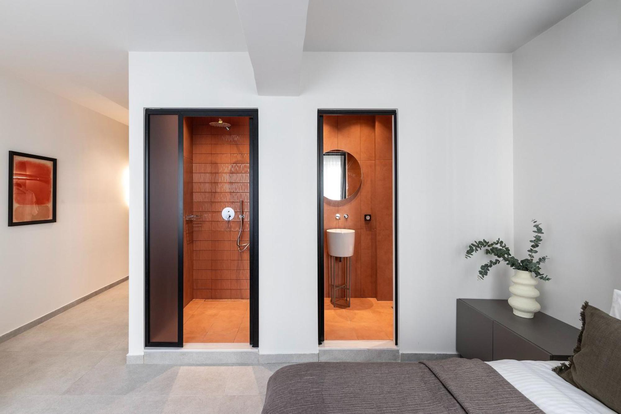 Celestial Athens Suites At Praxitelous Екстериор снимка