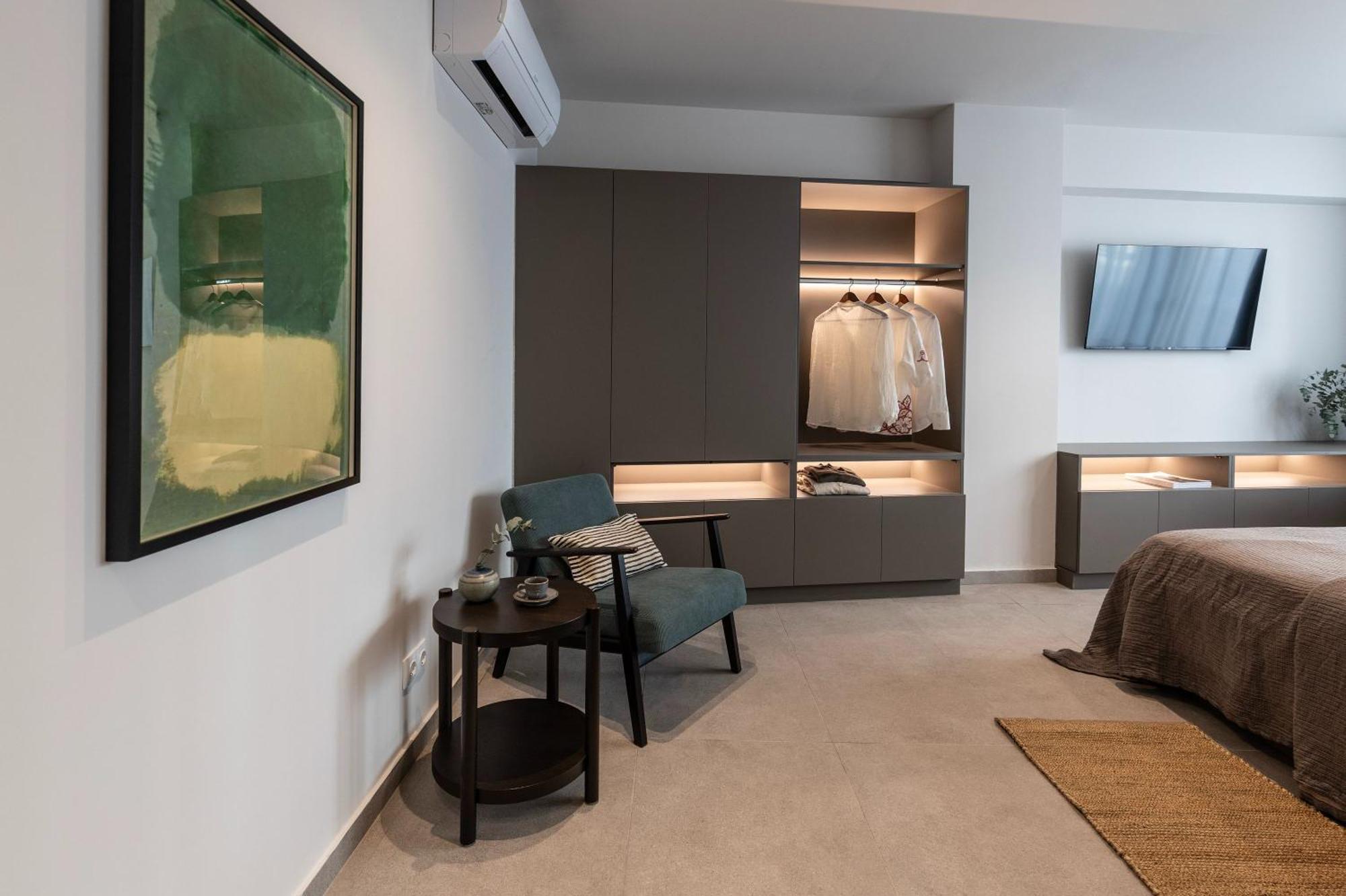 Celestial Athens Suites At Praxitelous Екстериор снимка
